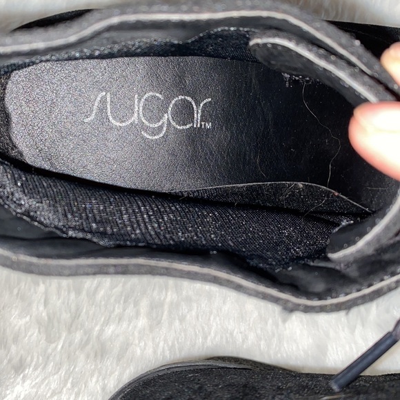 EUC SUGAR Black Suede Lace Up Ankle Booties Block Heel Size 7 1/2 M - Picture 9 of 14